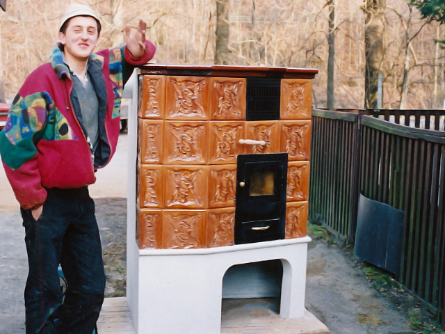 pp002a-Pec podobná PV002, len inej farby