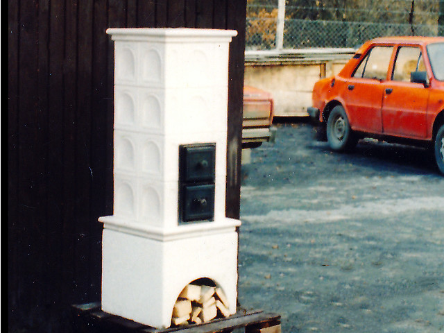 pp003-Pec prenosná, sálavá (2x2), z roku 1993