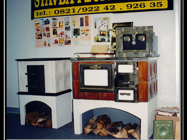 Na výstave v roku 1996 s prenosnými sporákmi