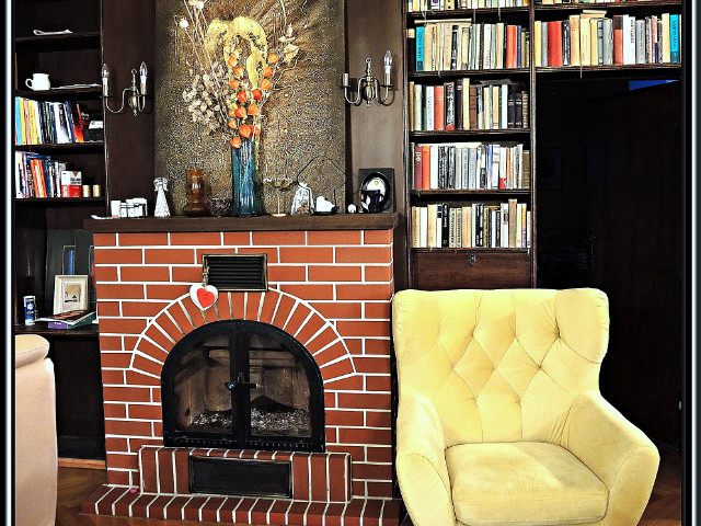 Rekonštrukcia klasického krbu – výroba náročnej vložky oblej na mieru BIJOZ, v Bratislave u pána Pauloviča, rok 2003