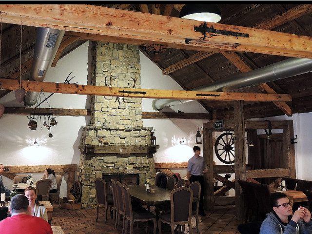 Krb v hoteli Schoppa, Kamzík, Bratislava, stavaný v roku 2015