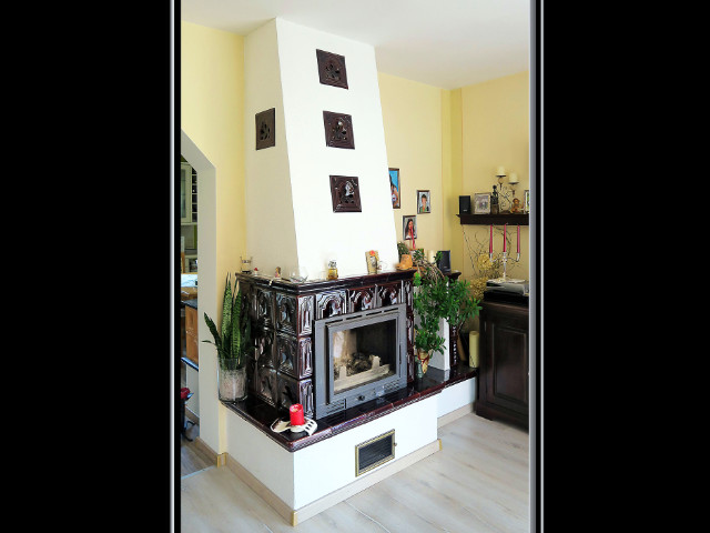 Krb kachľový, stavaný v Rakúsku, v roku 2009