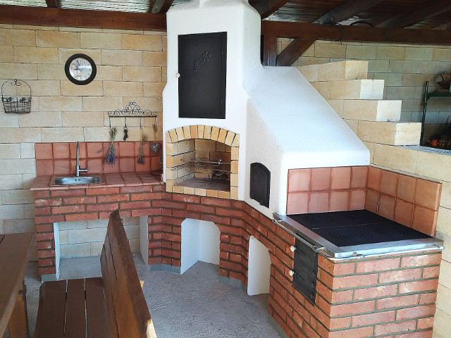 Záhradný krb pri Košiciach, rok 2017